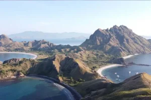 komodo island tour: padar island