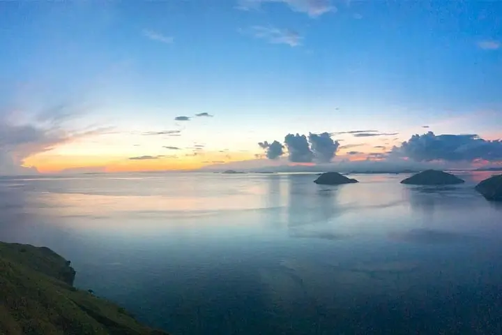 komodo national park: sunset from padar island