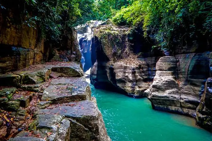 cunca wulang waterfall