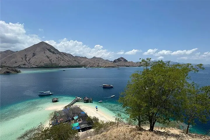 kelor island in Labuan Bajo
