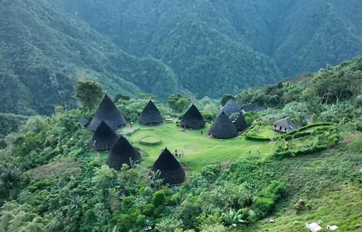 wae rebo village from afar